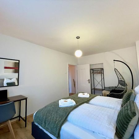 Downtown Apartment By Ninja Spaces - Kingsize-Bett, Kueche, Netflix, Terrasse Вупперталь Екстер'єр фото