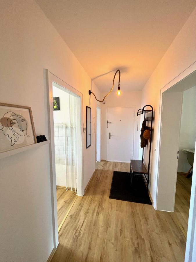 Downtown Apartment By Ninja Spaces - Kingsize-Bett, Kueche, Netflix, Terrasse Вупперталь Екстер'єр фото